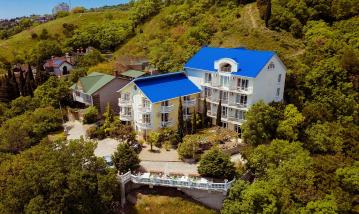 Отдых в Крыму в мае 2025 – майские праздники в Алупке! | Форест, Алупка