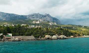 Отдых в Крыму в мае 2025 – майские праздники в Алупке! | Форест, Алупка